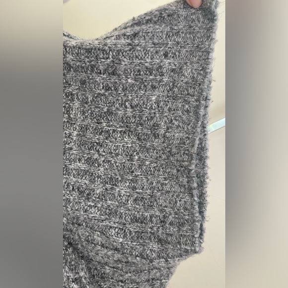 Short sleeves sweater - Picture 2 of 2